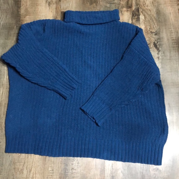 Aerie Oversized Turtleneck Knitwear - Picture 5 of 5